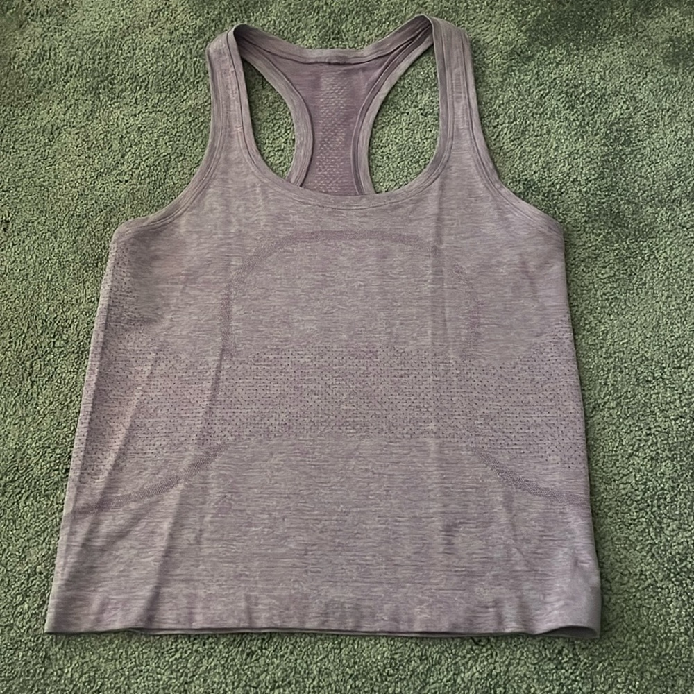 Lululemon swiftly tech